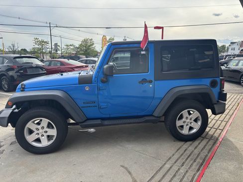 Used 2015 Jeep Wrangler Sport w/ Quick Order Package 24S AWD/4WD image 21