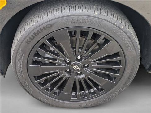 Used 2025 Hyundai Santa Fe Calligraphy image 10