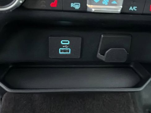 Used 2022 Ford F150 XLT w/ Equipment Group 302A High image 21