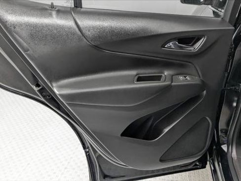 Used 2023 Chevrolet Equinox LT image 16