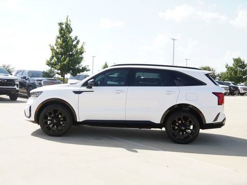 Used 2023 Kia Sorento SX AWD/4WD image 6