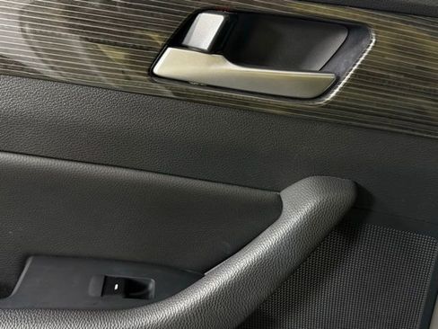 Used 2018 Hyundai Sonata Limited w/ Limited Ultimate Package 03 image 23