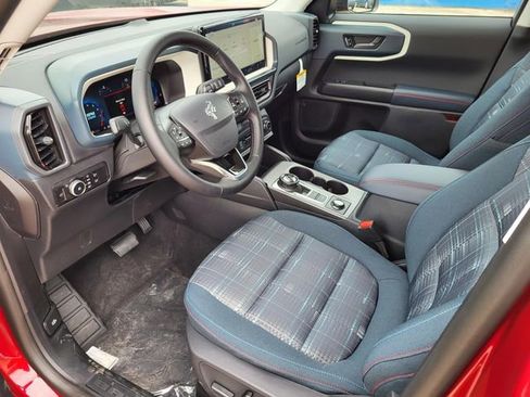 New 2025 Ford Bronco Sport Heritage w/ Convenience Package image 3