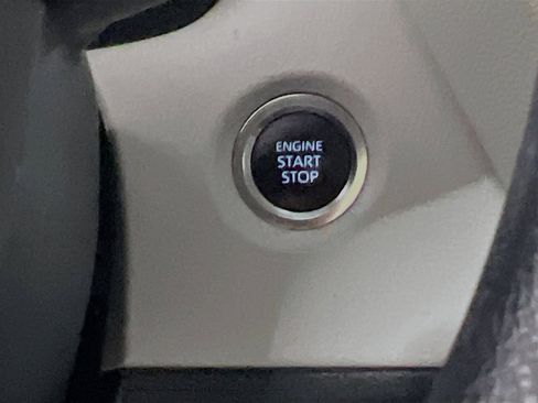 Used 2025 Toyota Corolla LE w/ LE Premium Package FWD image 23