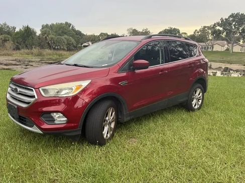 Used 2018 Ford Escape SE w/ Ford Safe & Smart Package AWD/4WD image 1