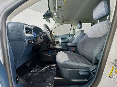 Used 2025 Ford Maverick XLT FWD image 31