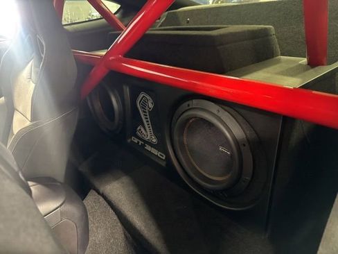 Used 2019 Ford Mustang Shelby GT350 w/ Technology Package image 7