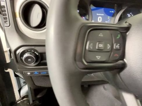 Used 2024 Jeep Wrangler Unlimited AWD/4WD image 23