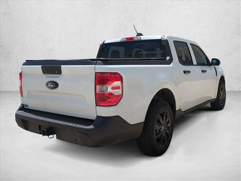 Used 2025 Ford Maverick XL FWD image 5
