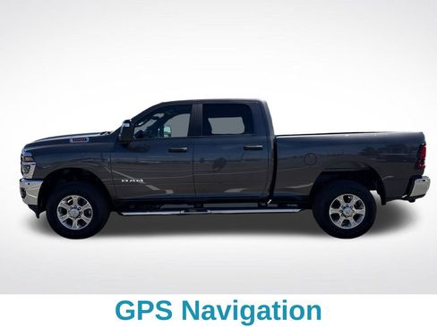 Used 2026 RAM 2500 Big Horn AWD/4WD image 2