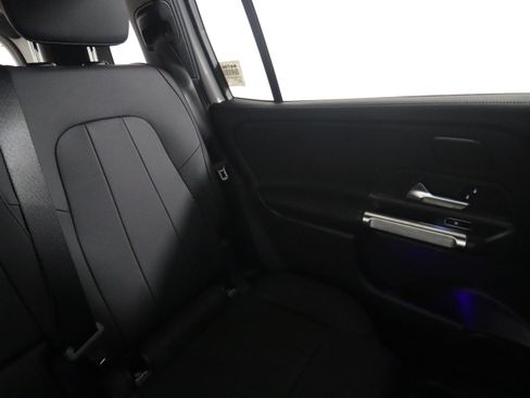 New 2026 Mercedes-Benz GLB 250 image 15