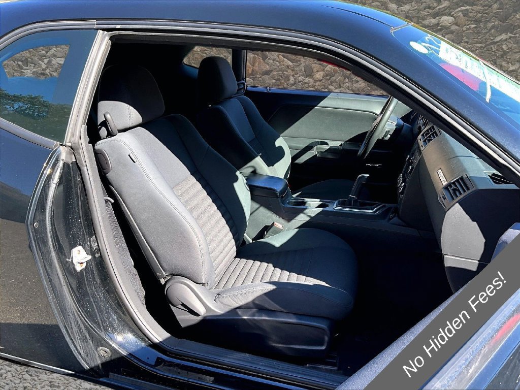 Used 2012 Dodge Challenger R/T RWD image 7