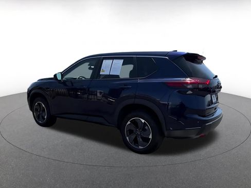 Used 2025 Nissan Rogue SV FWD image 10