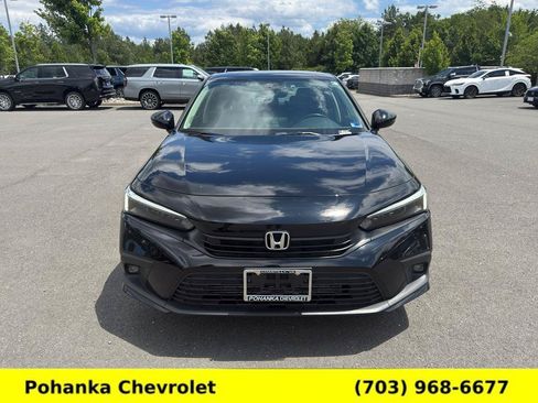 Used 2024 Honda Civic Touring image 2