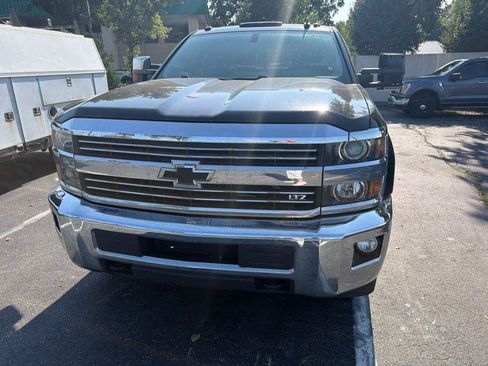 Used 2016 Chevrolet Silverado 2500 LTZ AWD/4WD image 3