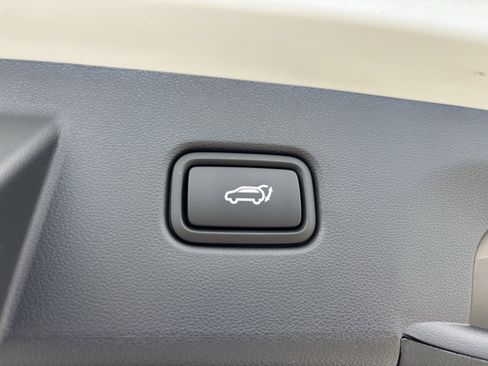 New 2026 Hyundai Tucson Limited image 16