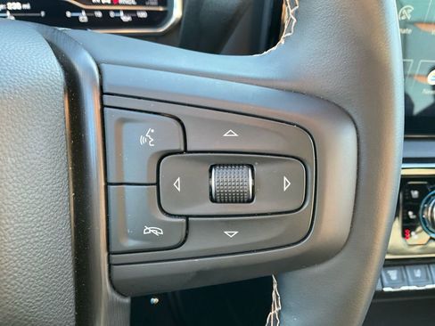 Used 2025 GMC Sierra 2500 AT4 w/ AT4 Premium Plus Package image 30