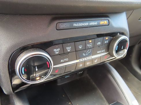 Used 2022 Ford Escape SE w/ Convenience Package FWD image 24