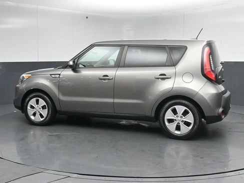 Used 2016 Kia Soul w/ Convenience Package FWD image 5
