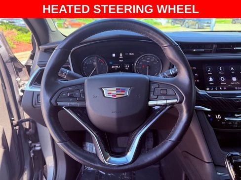 Used 2024 Cadillac XT6 Premium Luxury w/ Technology Package FWD image 13