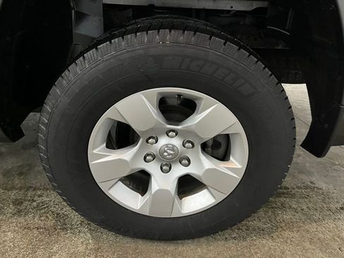 Used 2019 RAM 1500 Big Horn image 9
