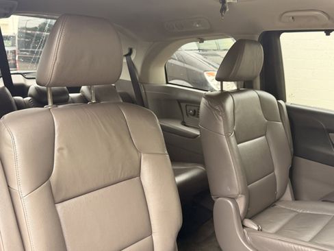 Used 2013 Honda Odyssey Touring image 21