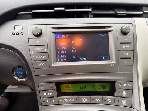 Used 2012 Toyota Prius One image 20