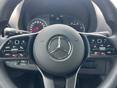 Used 2024 Mercedes-Benz Sprinter 2500 image 23