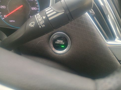 Used 2020 Chevrolet Malibu LT image 24