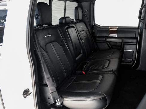 Used 2015 Ford F150 Platinum w/ Equipment Group 701A Luxury image 36