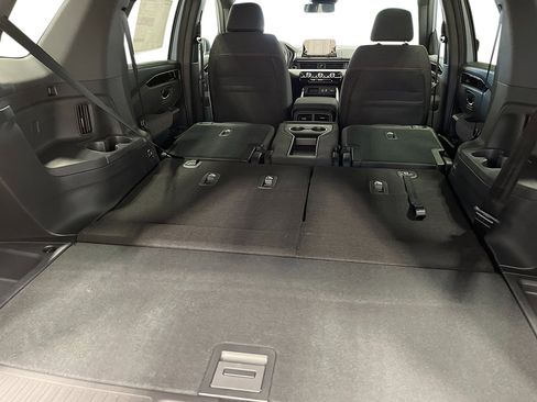 New 2025 Honda Pilot Sport image 30