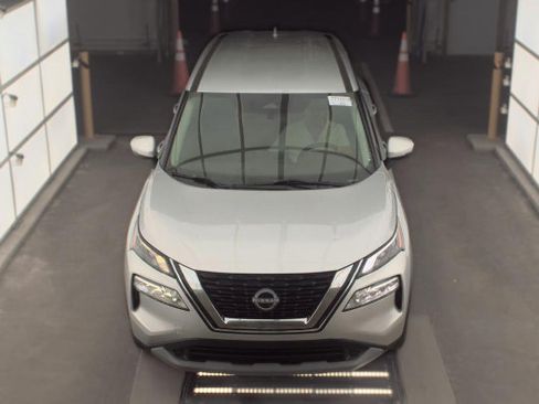 Used 2022 Nissan Rogue SV AWD/4WD image 7