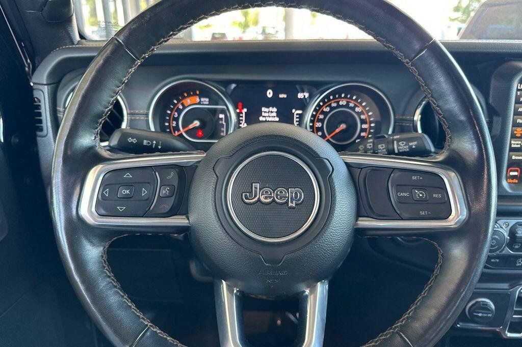 Used 2021 Jeep Wrangler Unlimited Sahara AWD/4WD image 24