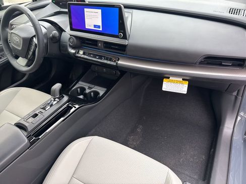New 2026 Toyota Prius XLE image 19