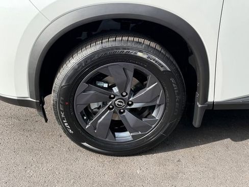 New 2026 Nissan Rogue SV FWD image 28