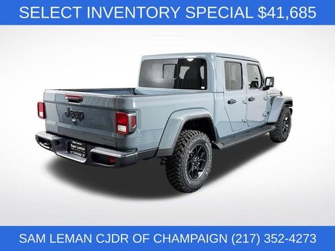 New 2025 Jeep Gladiator Sport image 7