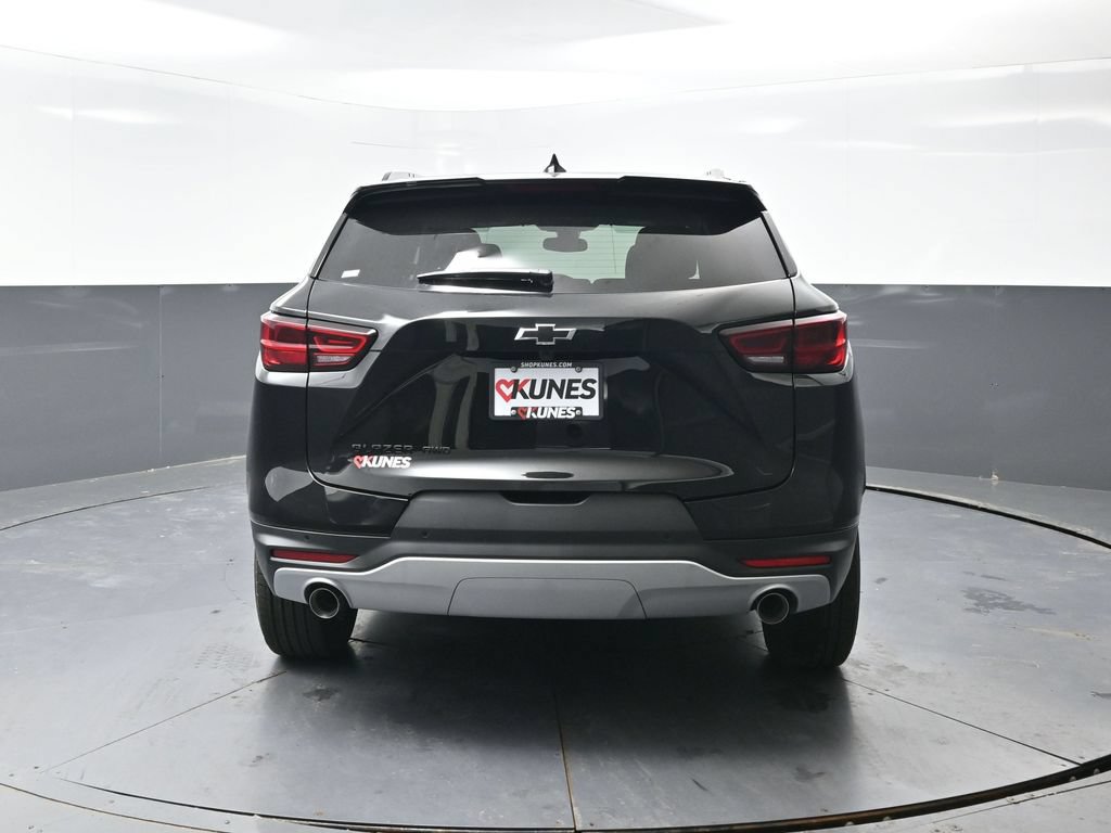New 2026 Chevrolet Blazer LT w/ Convenience Package AWD/4WD image 9