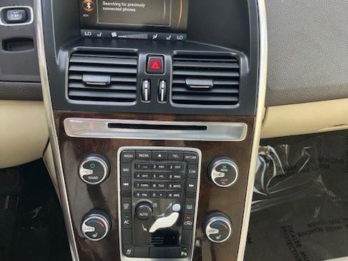 Used 2013 Volvo XC60 T6 image 20