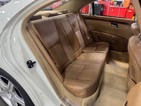 Used 2008 Mercedes-Benz S 550 image 17