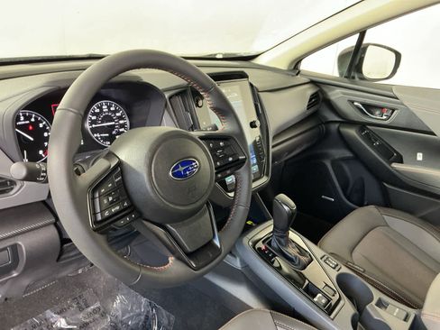 New 2025 Subaru Crosstrek 2.5i Limited image 9