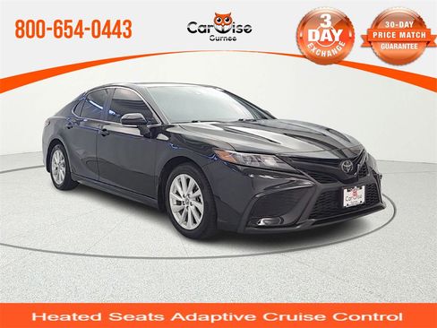 Used 2023 Toyota Camry SE image 1