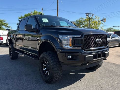 Used 2020 Ford F150 XLT w/ Equipment Group 302A Luxury AWD/4WD image 4