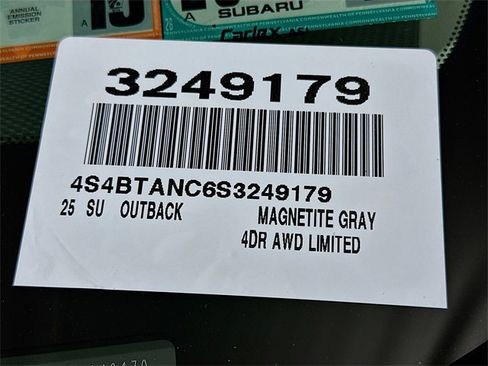 Used 2025 Subaru Outback Limited image 28