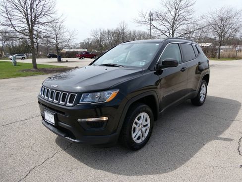 Used 2019 Jeep Compass Sport AWD/4WD image 1