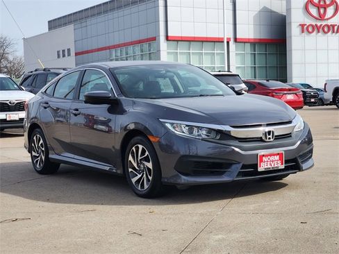Used 2017 Honda Civic EX image 2