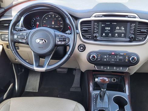 Used 2018 Kia Sorento EX w/ EX Advanced Touring Package AWD/4WD image 10