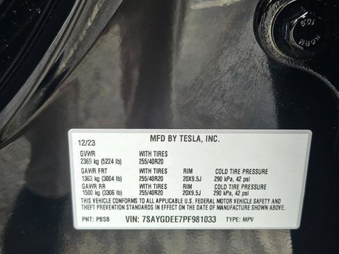 Used 2023 Tesla Model Y Long Range AWD/4WD image 36