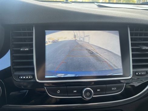 Used 2020 Buick Encore Preferred image 19