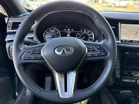 Certified 2023 INFINITI QX55 Essential image 11