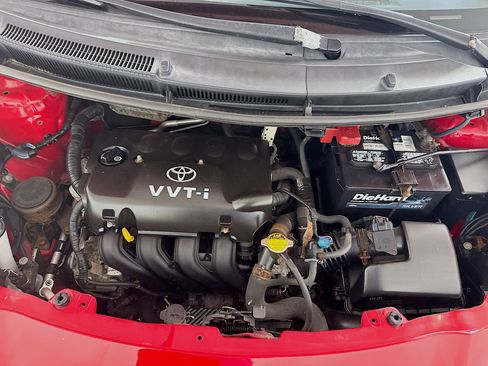 Used 2008 Toyota Yaris 2-Door Hatchback FWD image 10